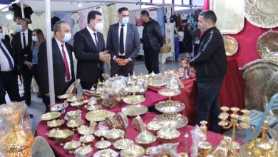 صورة وزير السياحة والصناعة التقليدية