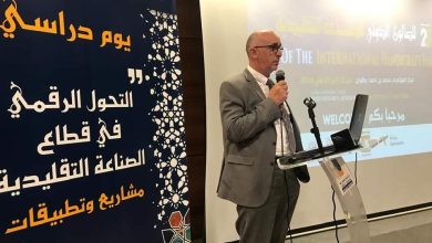صورة على هامش الطبعة 25 للصالون الدولي للصناعة التقليديةبمركز المؤتمرات محمد بن احمد بولاية وهران
