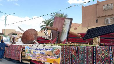 صورة والي غرداية يشرف على افتتاح الصالون الوطني للصناعة التقليدية بولاية غرداية – موسم الربيع 2025